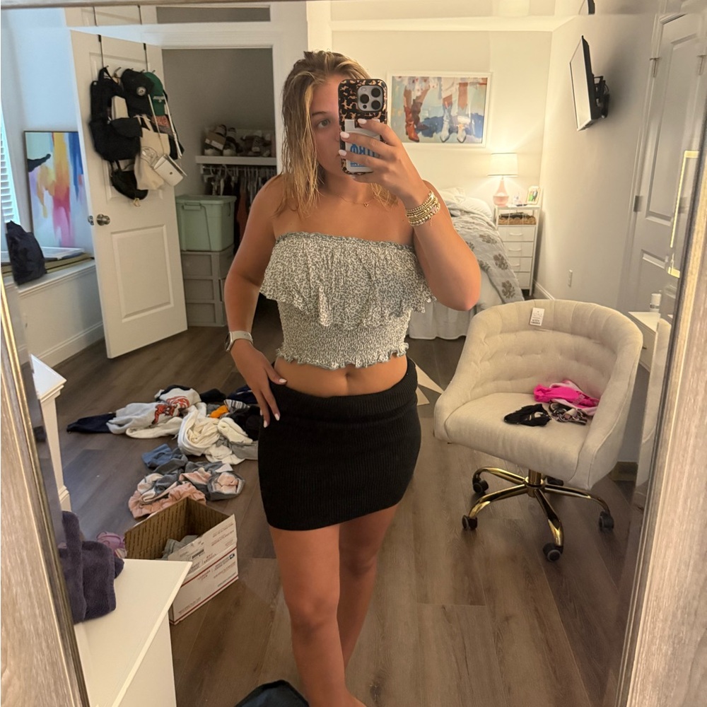 Women's Strapless Ruffle Top - Picture 2 of 3